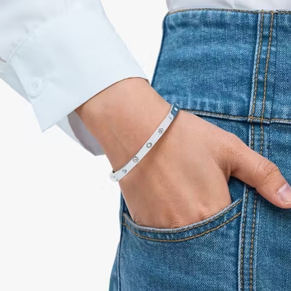 Kate Spade Set In Stone Hinged Bangle - Picture 4 of 7